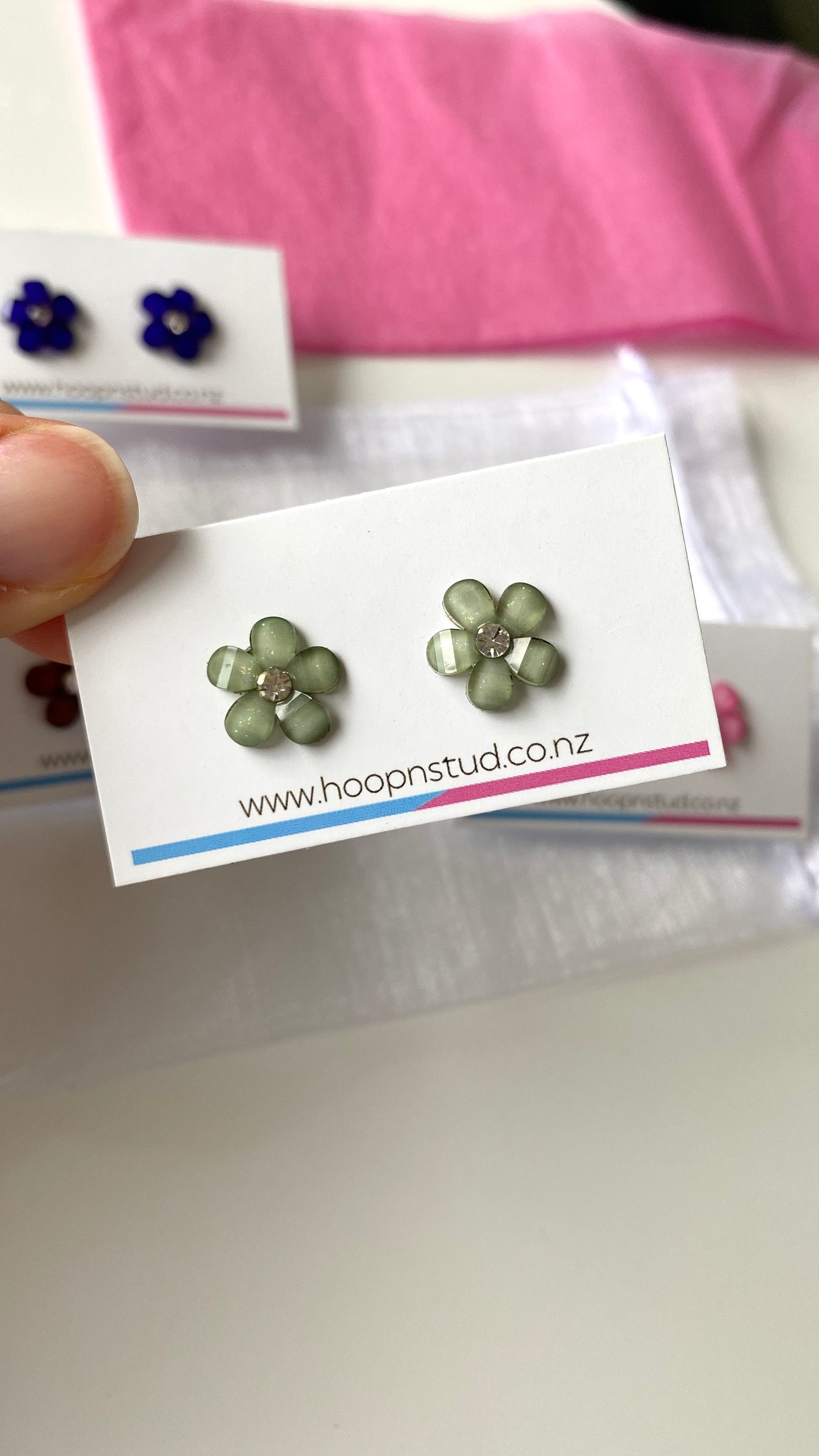 Flower gem studs