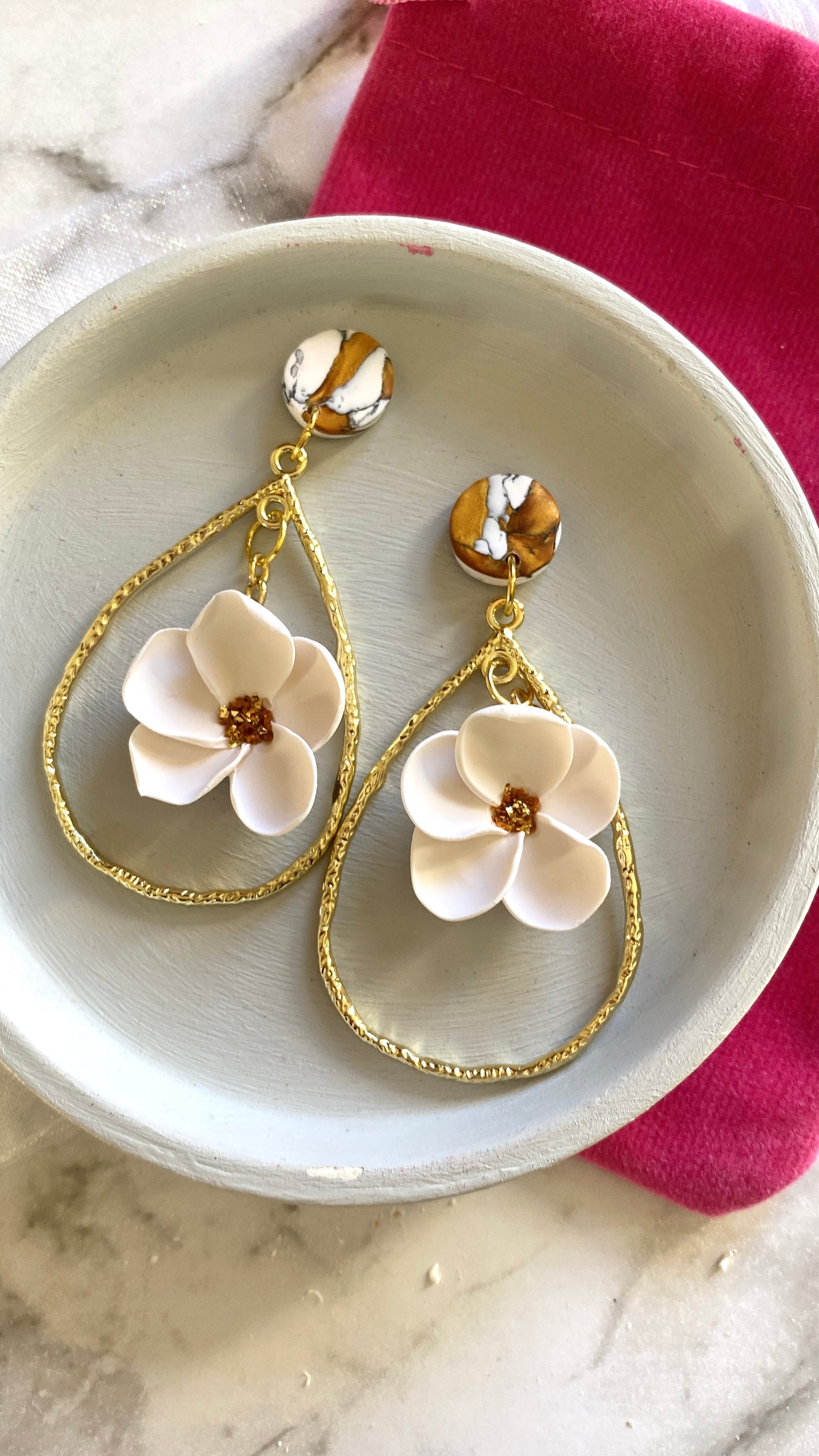 Gold Hanging flowers