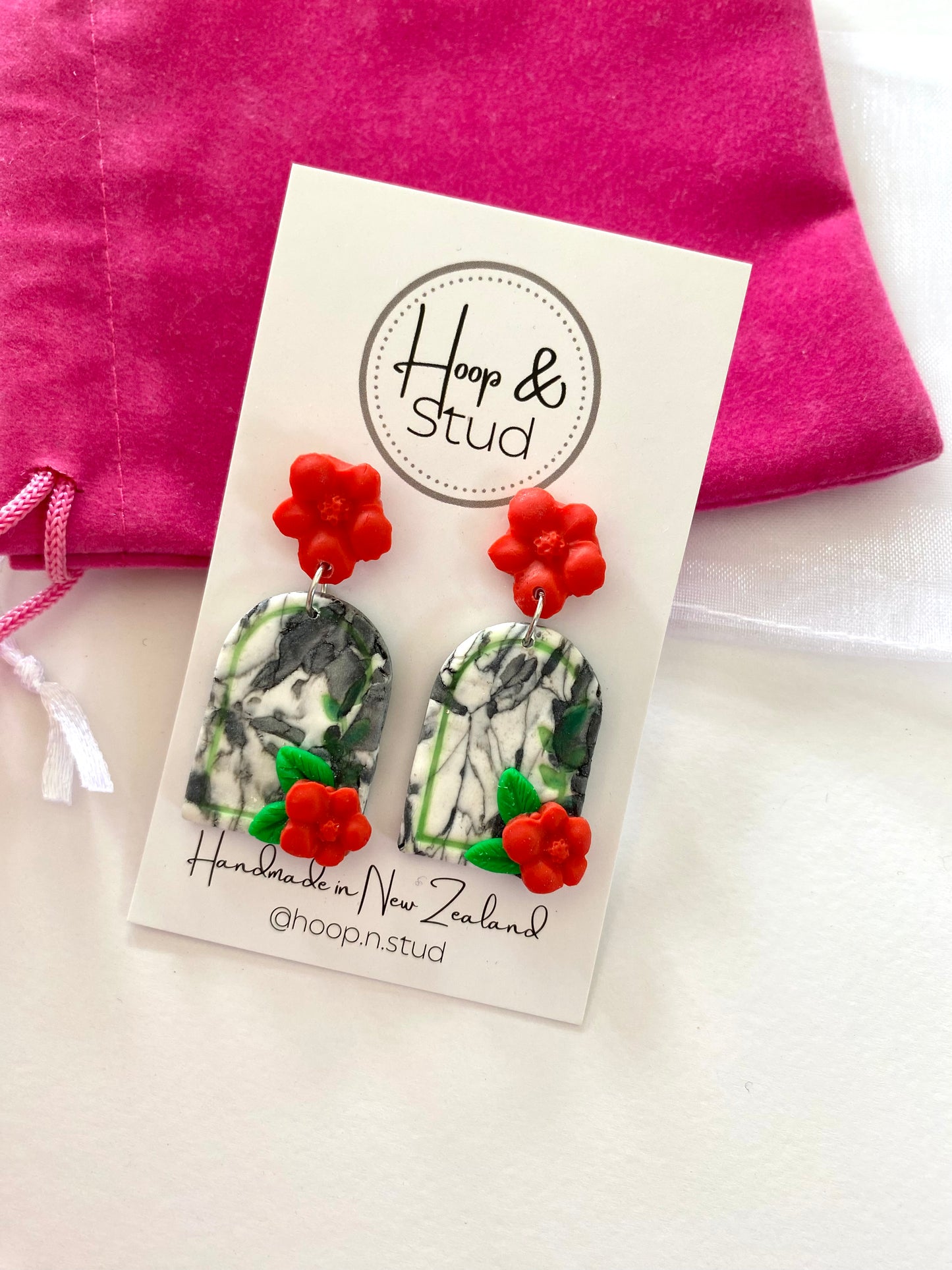 Flower arch earrings