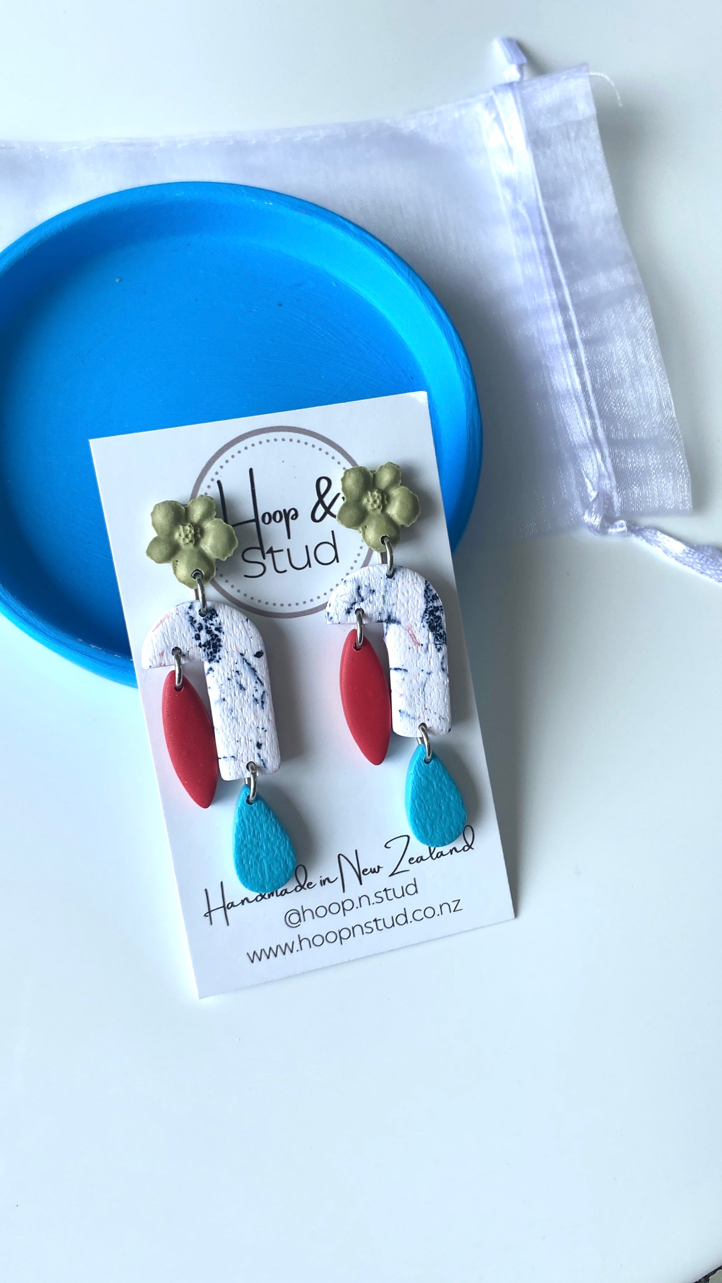 Multi shape dangle