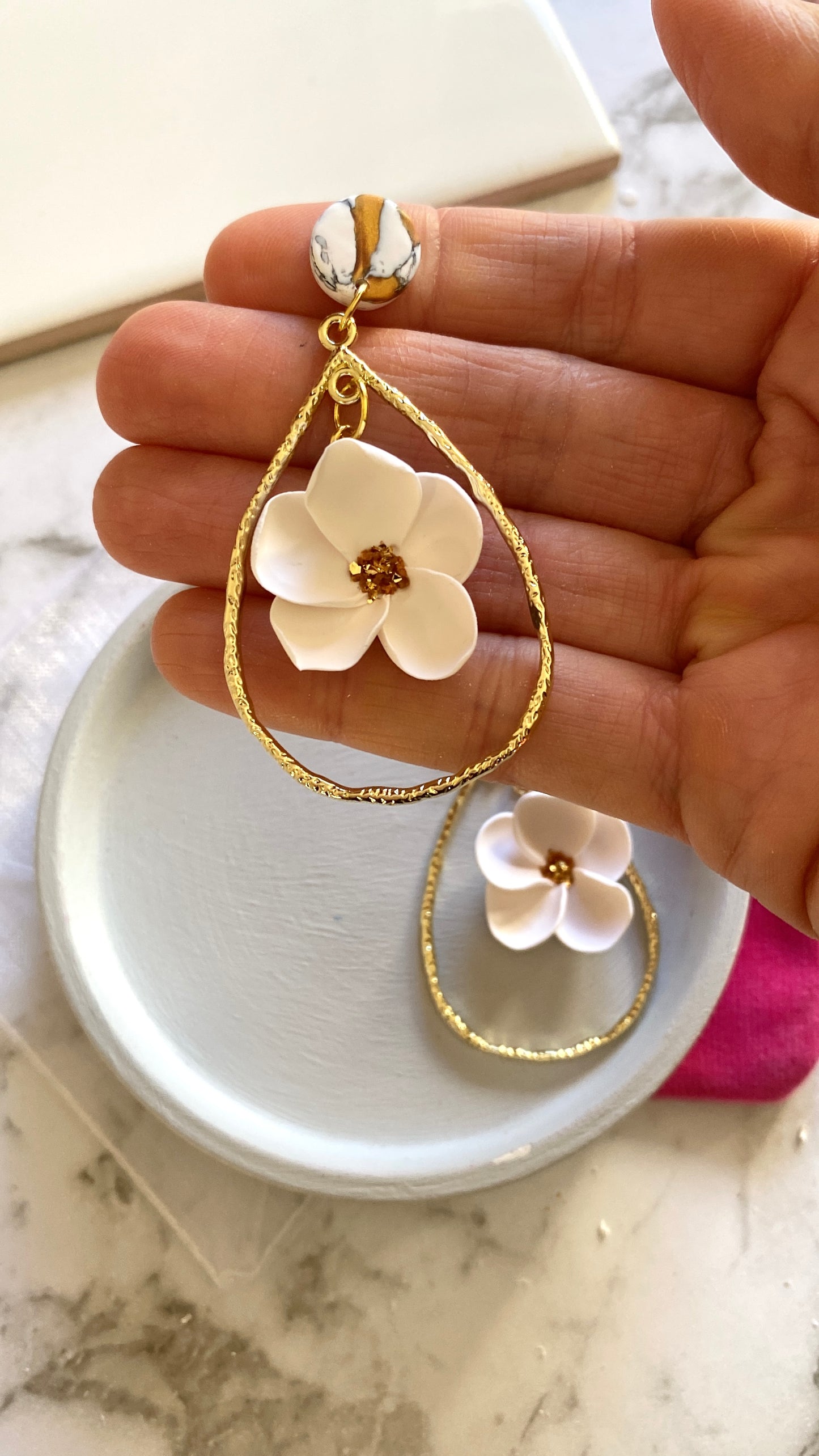 Gold Hanging flowers