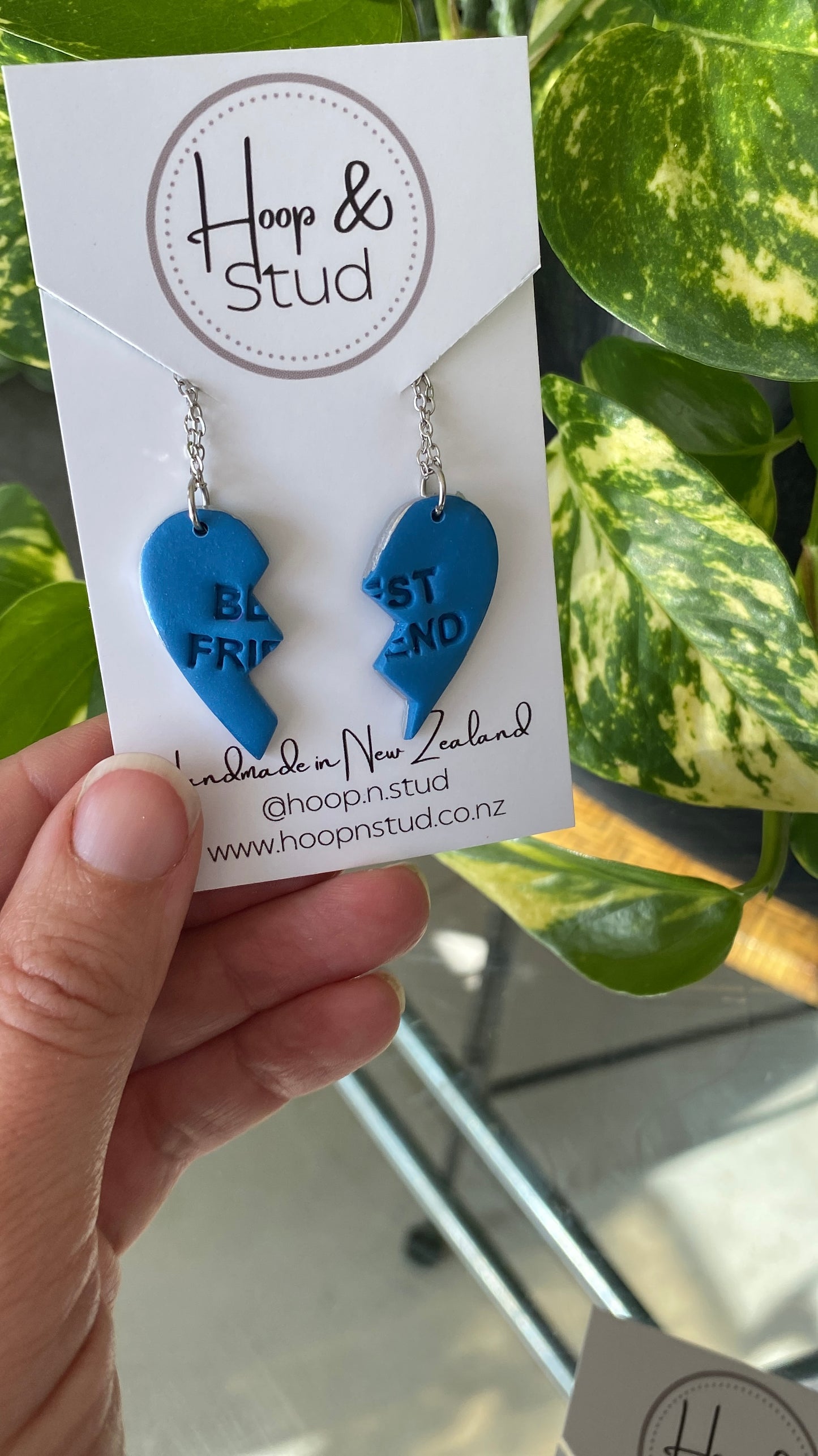 Best friend necklaces