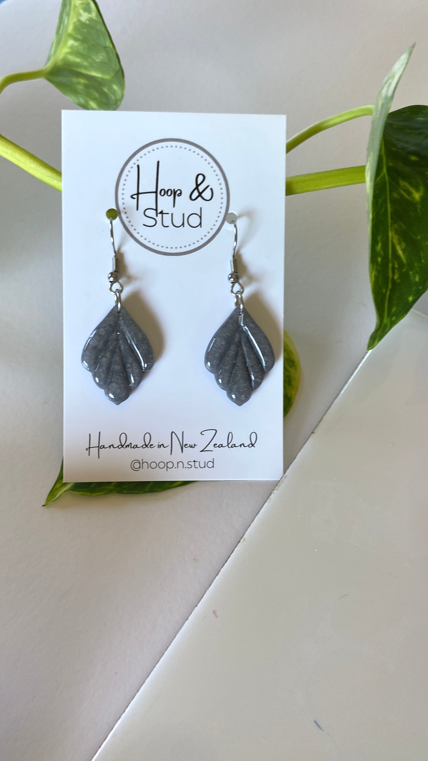 Neutral marbled earrings