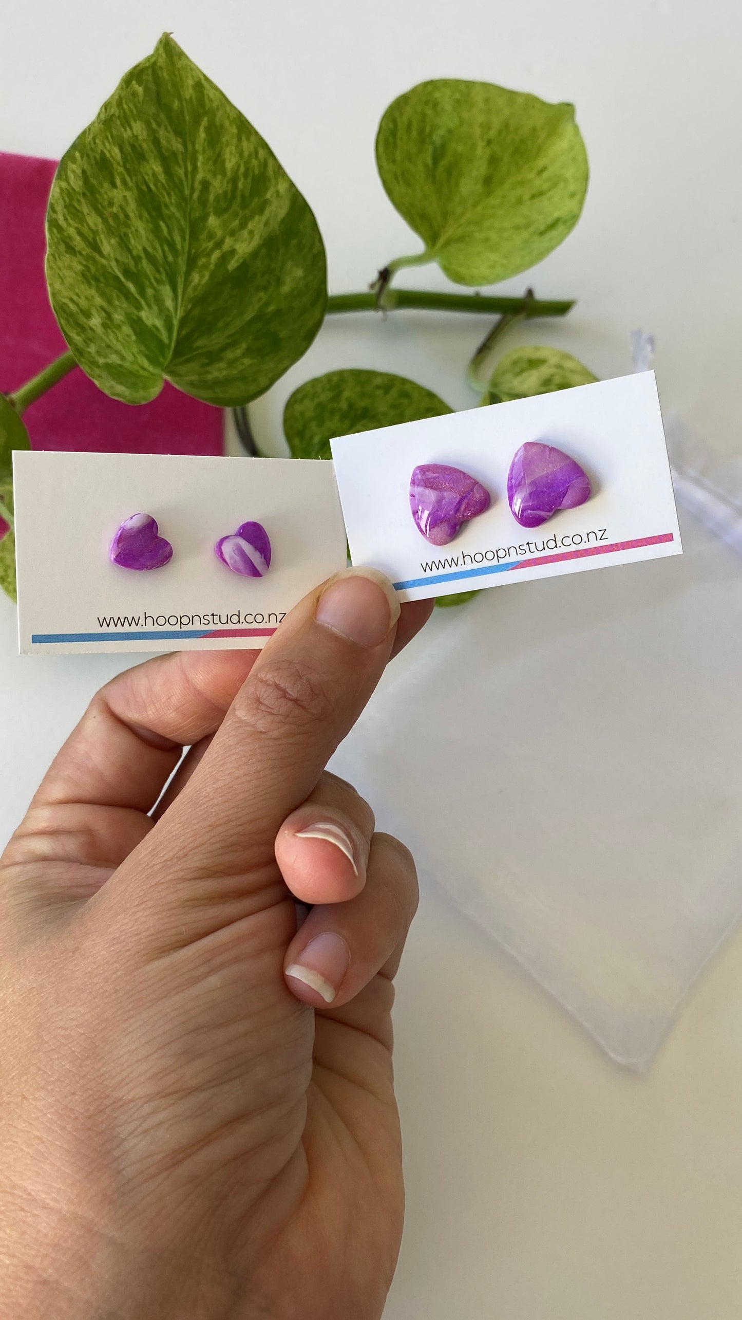 Marbled purple studs