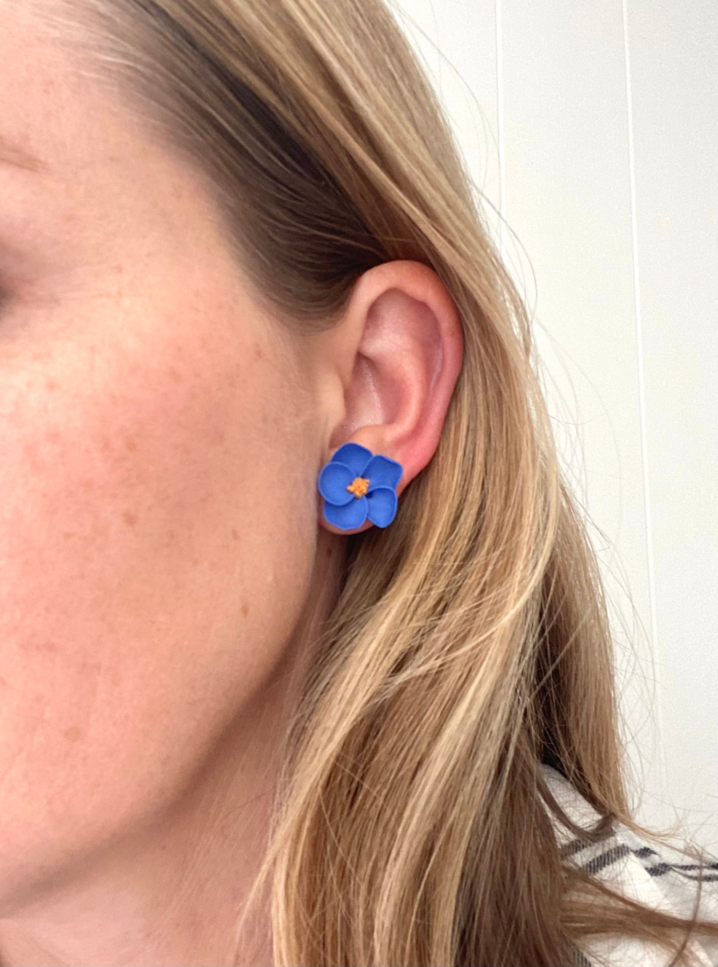 Five petal studs