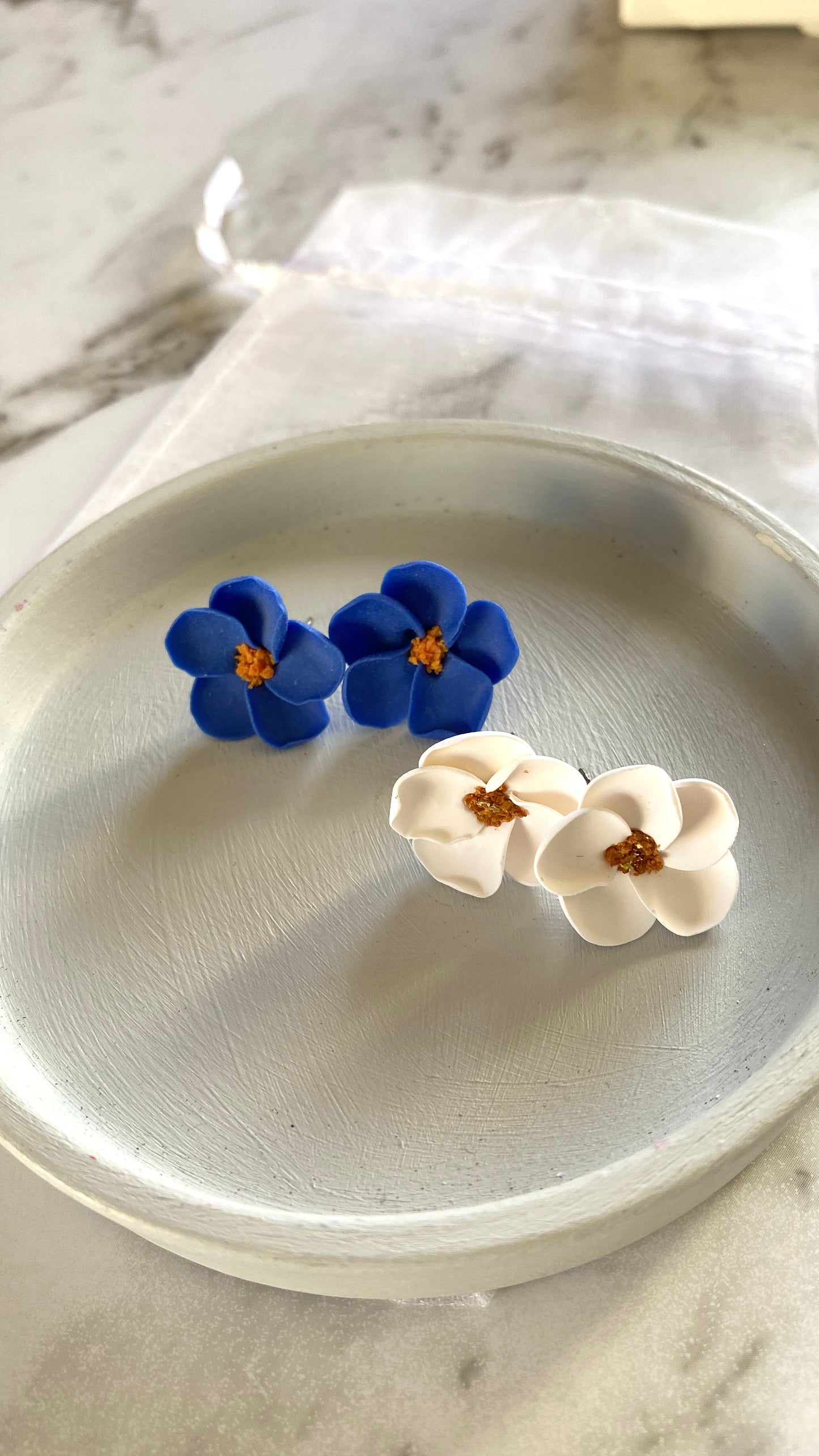 Five petal studs