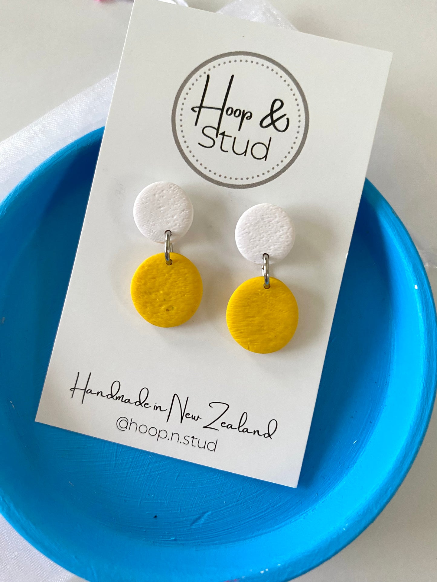 Textured yellow drop earrings