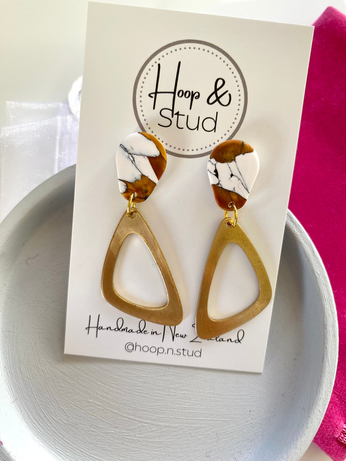 Marbled gold with charms