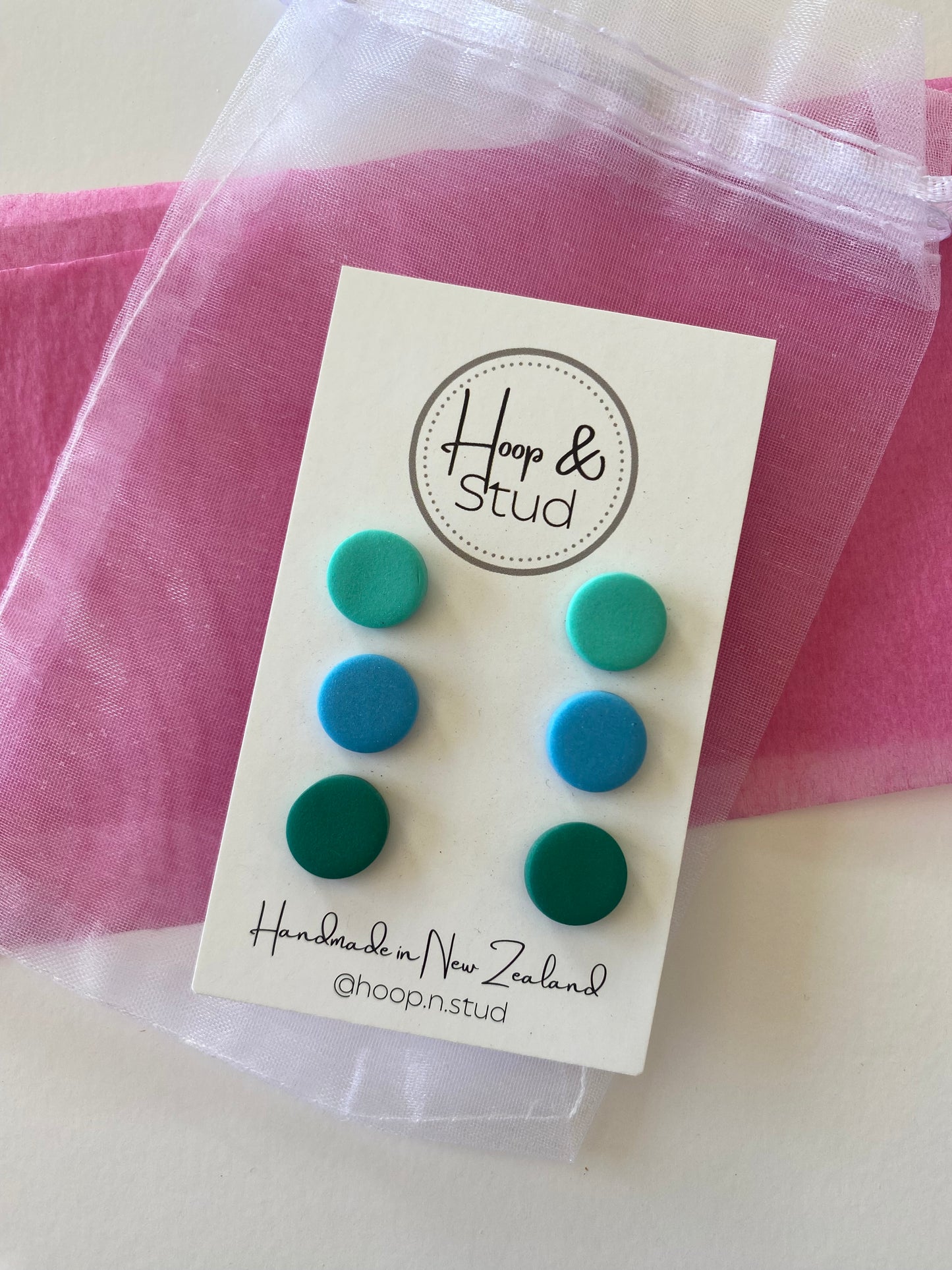 Triple stud set