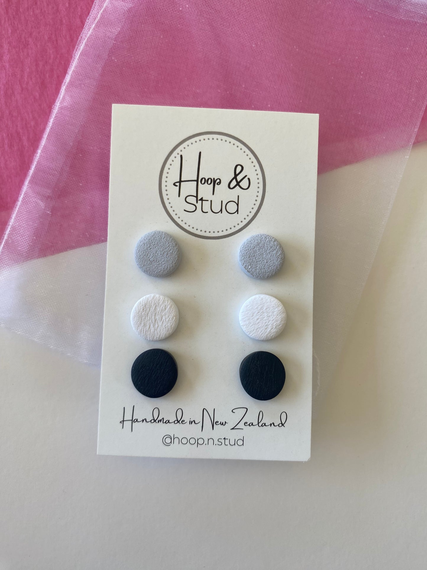 Triple stud set
